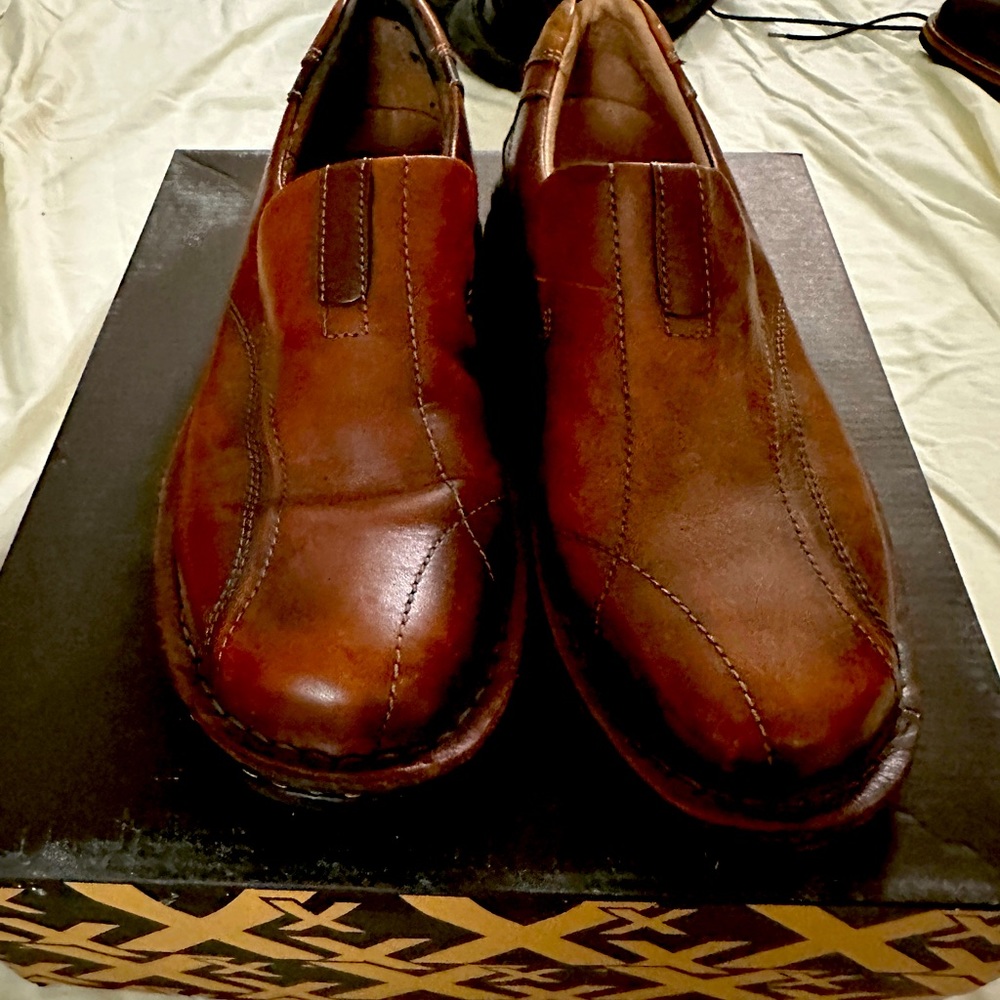 2 Pair Bundle - Clark’s Slip on Loafers, Black dress slip ons , nice bundle